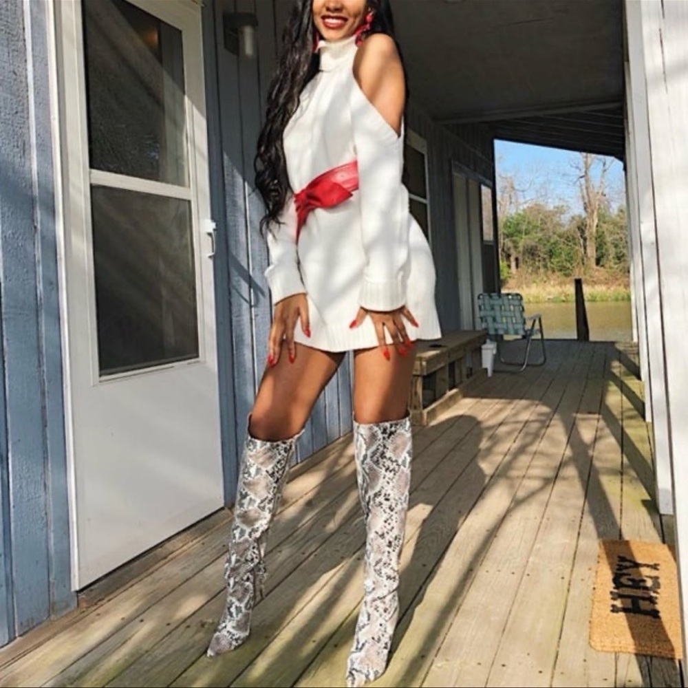 SMALL shoulder cut out sweater dress